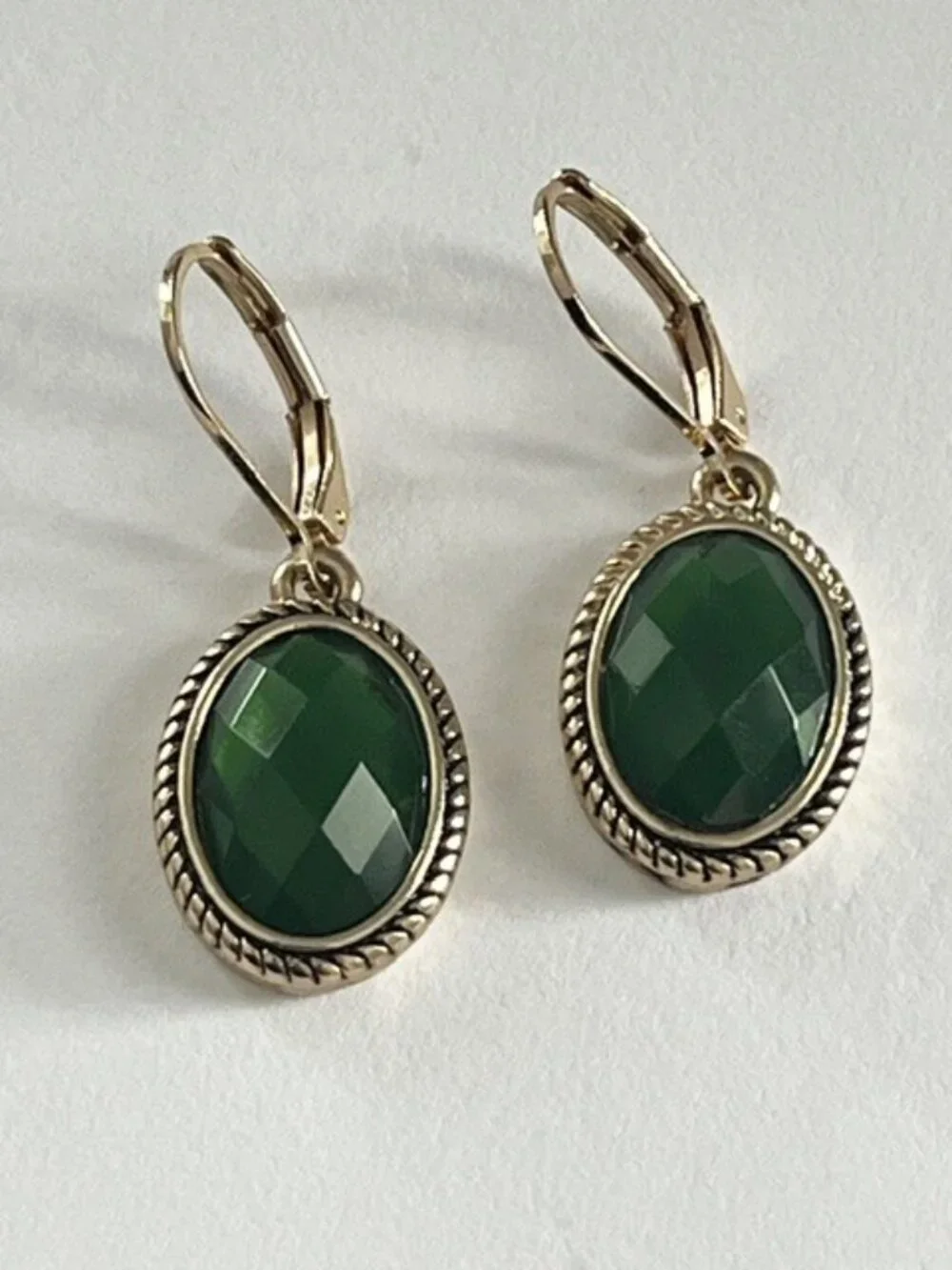 Napier Dangle Drop Earrings Gold Tone Oval Green Faceted Stone NWOT